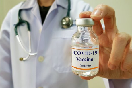 Există speranță: în aceste momente sunt 70 de vaccinuri pentru Covid-19 în dezvoltare și testare
