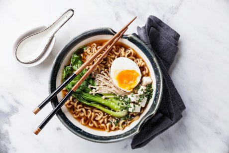 Supa ramen: un preparat japonez care ne-a cucerit. Cele mai bune 7 rețete