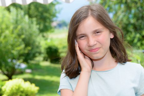 Tinitus la copii: cum este viața unui copil care trăiește în permanență cu un țiuit în urechi