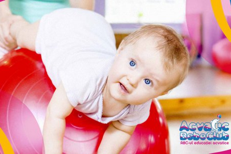 Bebelușul tău are nevoie de kinetoprofilaxie? 3 întrebări și răspunsuri de la specialiști