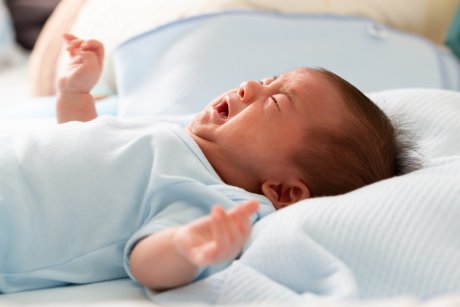De ce apare constipația la bebelușii care încep diversificarea