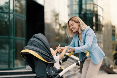 Modele de cărucioare urbane pentru părinți moderni