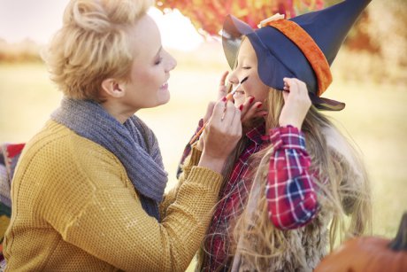 Halloween: 10 idei de machiaj pentru copii, ușor de făcut de părinți