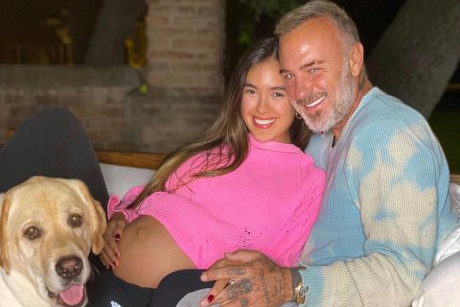Fabulos! Cum și-a întâmpinat milionarul Gianluca Vacchi soția și fetița când au venit de la maternitate