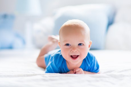 Frenul labial restrictiv: cum îți afectează bebelușul