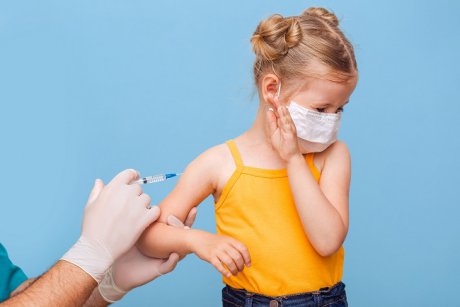 Cum îți dai seama că un copil are o reacție alergică la vaccin