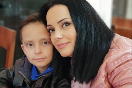 Magda Vasiliu s-a mutat în altă țară pentru a-și salva fiul! Copilul a împlinit 11 ani