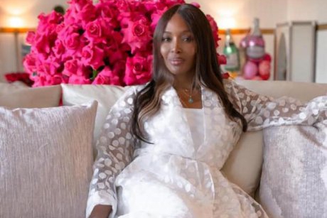 Naomi Campbell, mamă pentru prima oară la 50 de ani! Supermodelul are o fetiță!