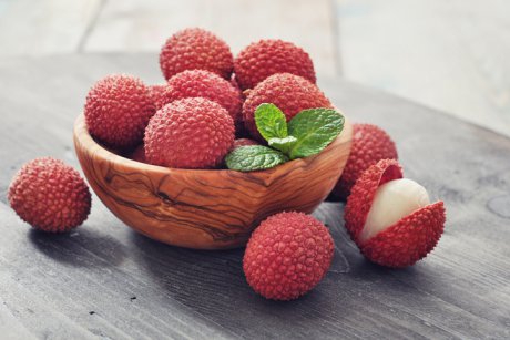 Litchi sau pruna chinezească: pot mânca și copiii? Vezi ce beneficii are!