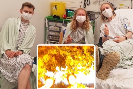 Fotografie incredibilă: doi frați și-au făcut un selfie exact în momentul în care au fost loviți de fulger