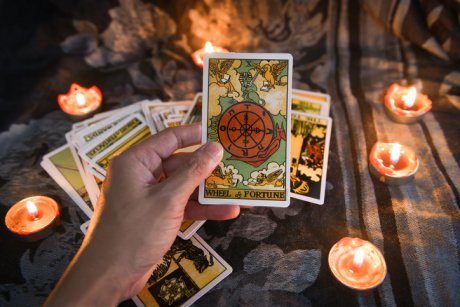 Horoscop TAROT lunar octombrie 2021. Mesajul cartilor de tarot pentru toate zodiile