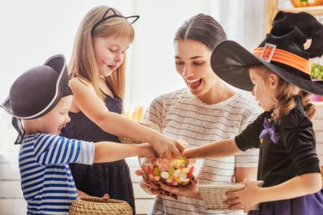 Un expert în științe explică de ce bomboanele de Halloween sunt benefice pentru creierul copiilor
