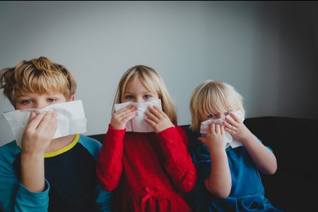 Cum poți reduce episoadele de alergie la copii