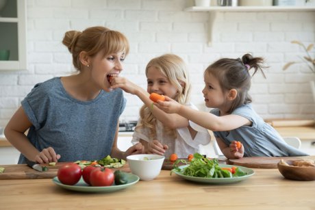 Eu și copiii mei mofturoși am mâncat vegetarian o săptămână. Iată ce s-a întâmplat