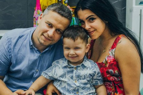 Băiețelul de 2 ani din Botoșani care a căzut de la geam a salvat 6 vieți. Părinții lui au decis să îi doneze organele