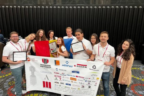 Primul loc mondial! O echipă de studenți români a surclasat universități americane de top la un concurs tehnic