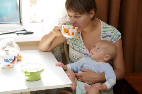 O neatenție în cafenea și fiul meu a ajuns în spital cu arsuri grave. Părinți, mare atenție să nu faceți greșeala mea!