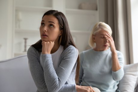 Am fost nevoită să mă mut înapoi cu părinții și mi-am dat seama că nu-mi mai suport mama