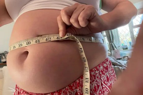 Oamenii cred că sunt însărcinată în 6 luni, dar, din păcate, nu voi ajunge niciodată să fiu mamă
