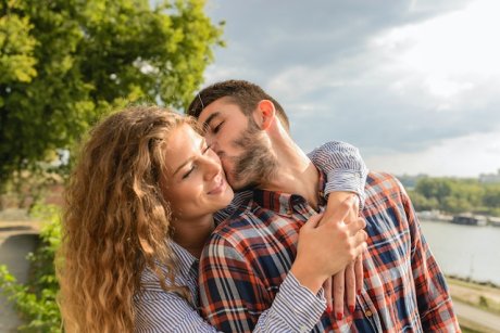 7 moduri prin care păstrezi relația de cuplu solidă, atunci când crești un preșcolar