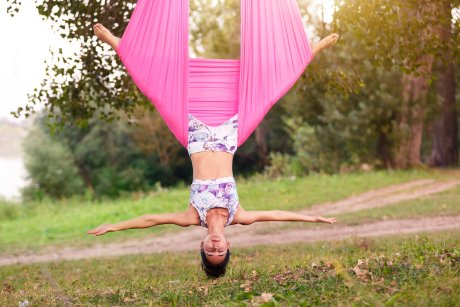Air yoga: 13 motive să o practici