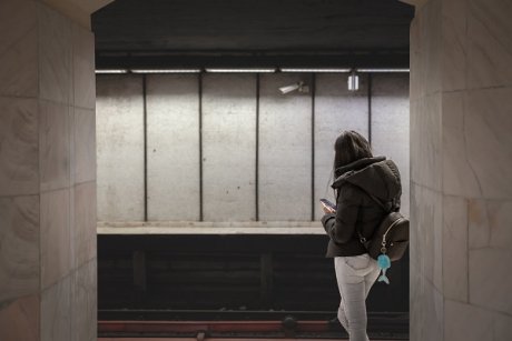Elevii din București beneficiază de transport gratuit cu metroul