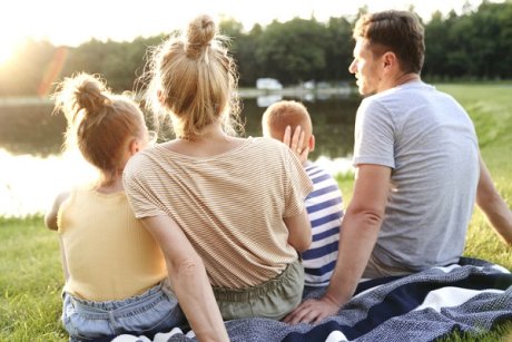 Legea familiei 2024: Va fi recunoscută diversitatea formelor de familie?
