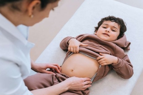 Diareea la copii: Cauze, simptome și gestionarea rapidă și eficientă a situației