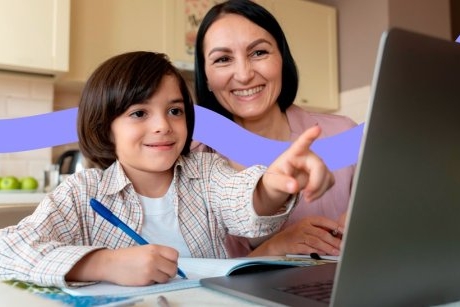 Este bine ca un copil să studieze limba engleză de mic? Află răspunsul Novakid