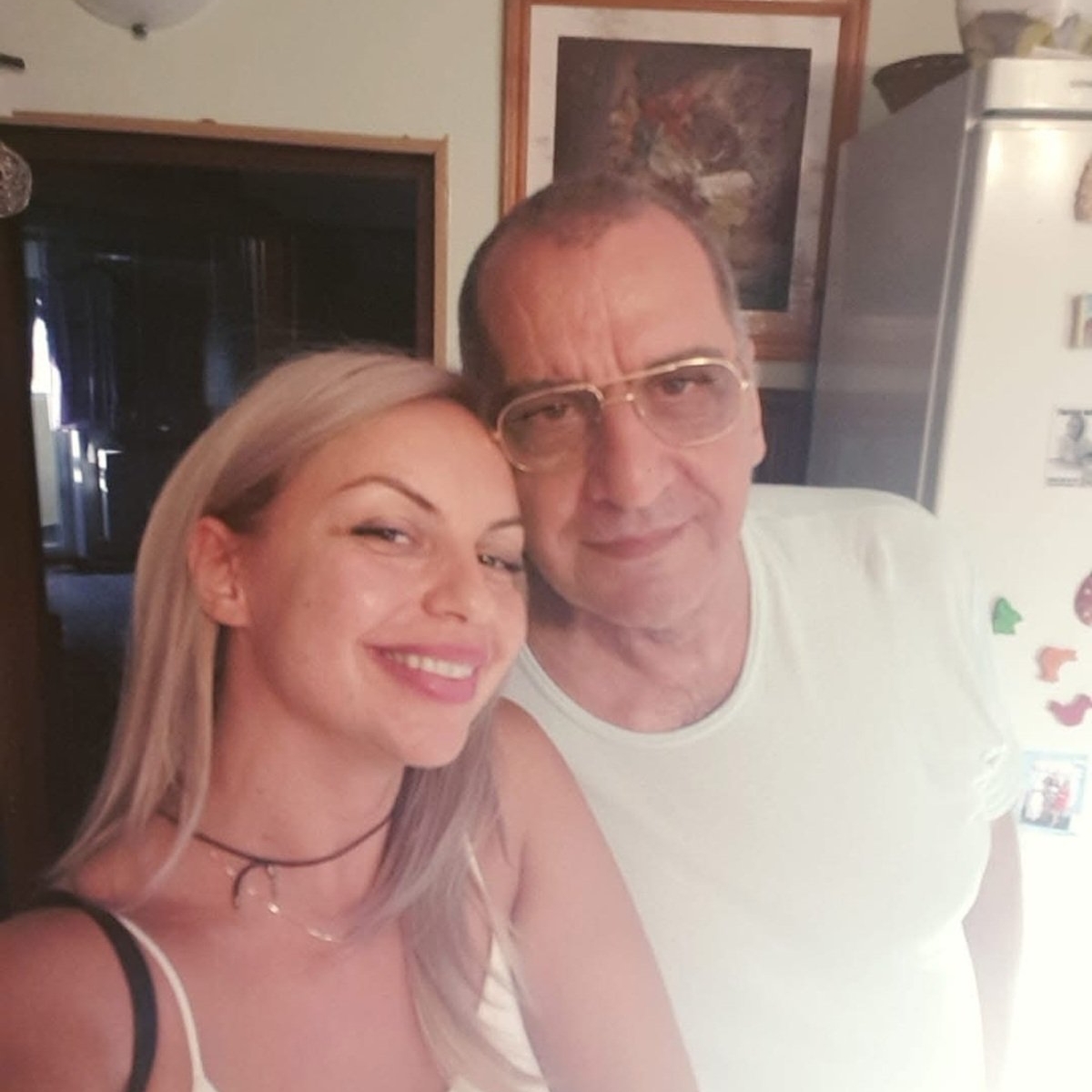 Eliza Natanticu, distrusă de durere. Tatăl ei, „Nea Gioni" din "Las Fierbinți" a murit chiar în noaptea de Înviere