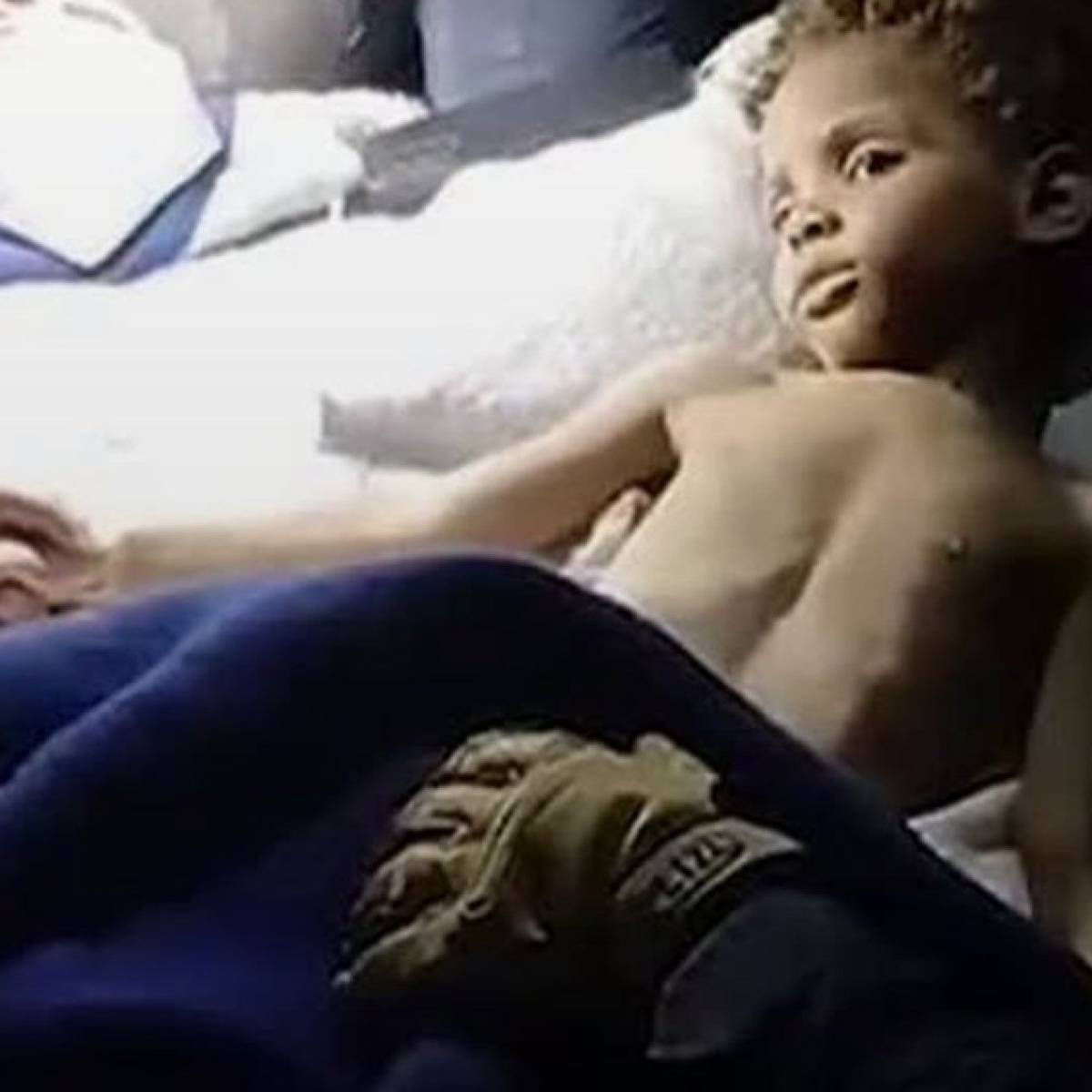 Minunile există! Un copil de 3 ani a fost găsit în viață în Venezuela la șase zile de la cutremurele devastatoare