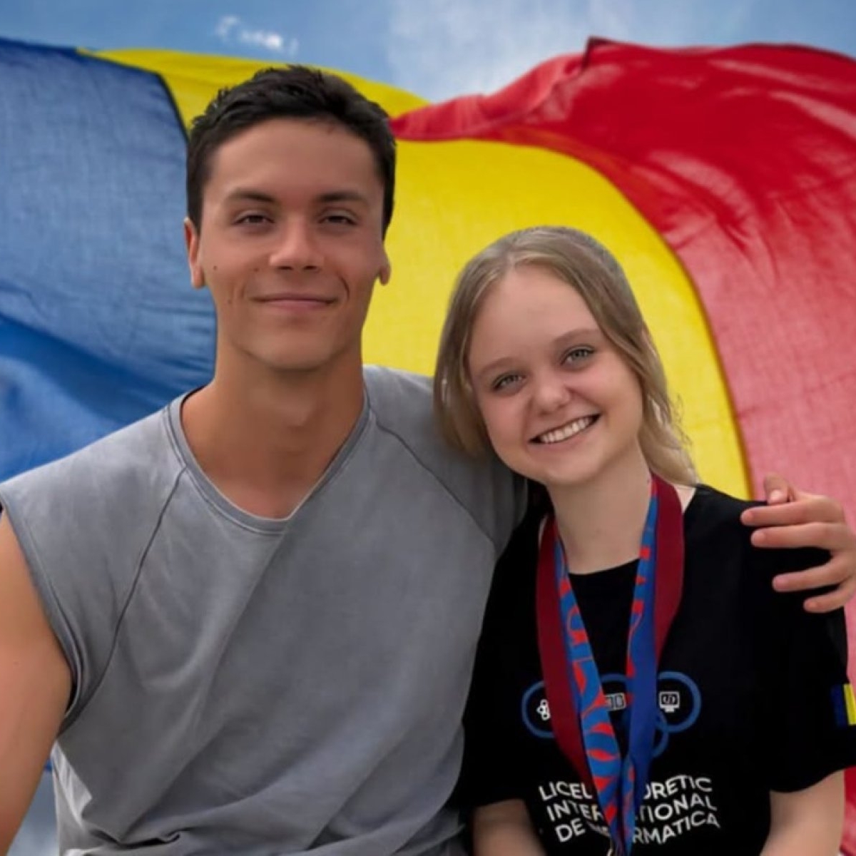 La 18 ani, este un model pentru o generație întreagă. Carina Viespescu a obținut două medalii de aur la matematică și informatică