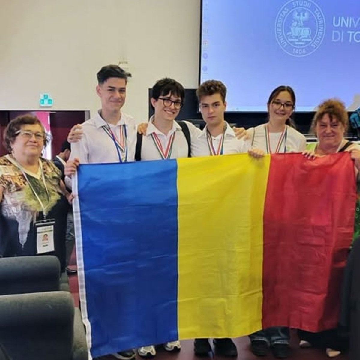 Elevii români au adus 9 medalii, 4 de aur, 2 de argint și 3 de bronz la Olimpiada Internațională „Științele Pământului"