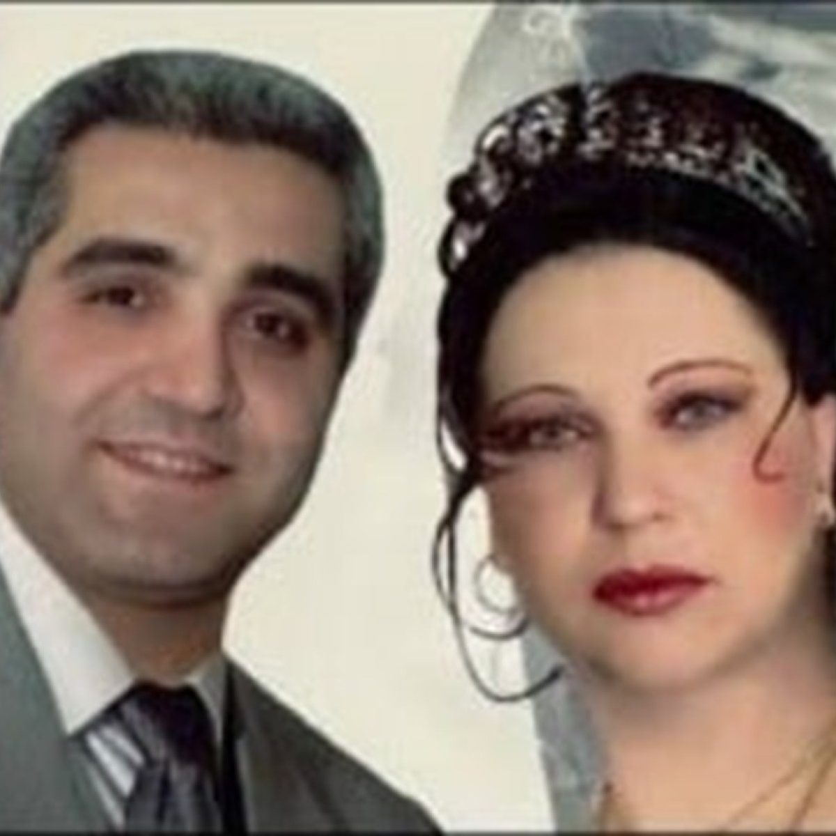 „La 9 ani, fata poate fi dată la bărbat. Fratele soțului meu este căsătorit cu verișoara lui, ca averea să rămână în familie”. Daniela a trăit șocul vieții după căsătoria cu un iranian