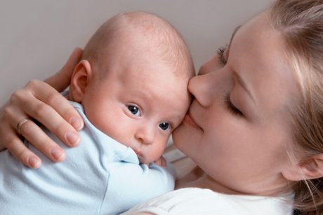 De ce primul an al bebelusului este atat de greu pentru mame