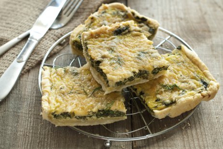 Spanakopita: placinta greceasca cu spanac