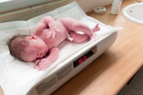 Scaderea in greutate dupa nastere a nou nascutului