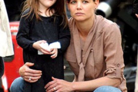 Stilul unei mamici celebre: Katie Holmes