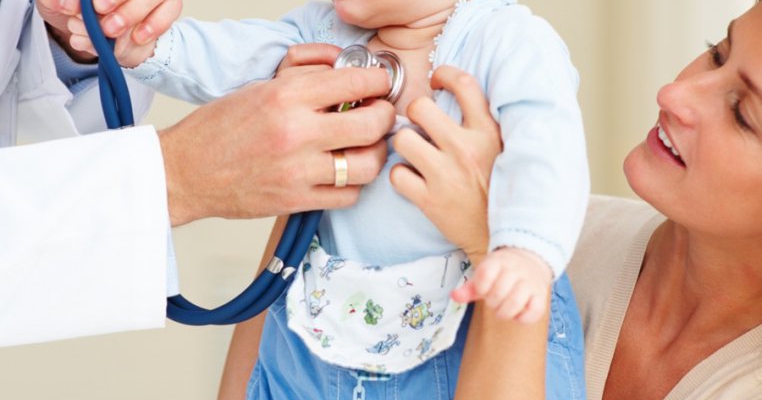 Primele teste, vaccinari si vizite la medic ale bebelusului tau