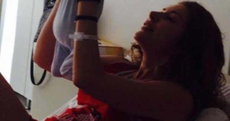 Carmen Bruma mai sta cu bebelusul in spital. Micutul s-a imbolnavit!