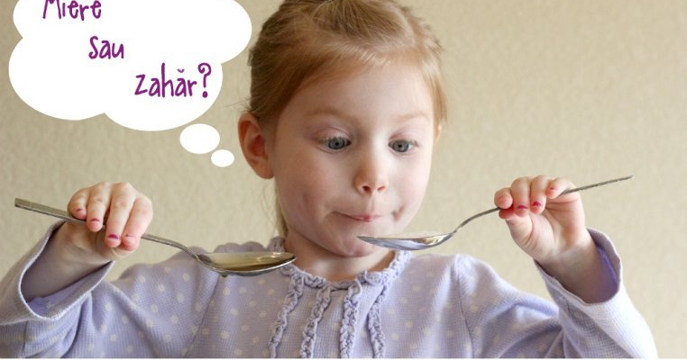 Miere versus zahar in alimentatia copilului. Care sunt recomandarile si de ce?