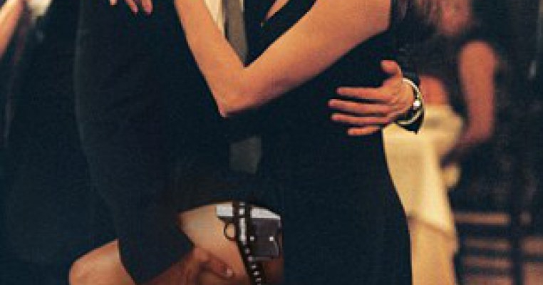 Nunta in mare secret: Angelina Jolie si Brad Pitt s-au casatorit!