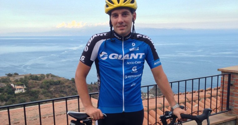 Principele Nicolae al Romaniei participa la  Triathlon Challenge Mamaia pentru sustinerea lecturii