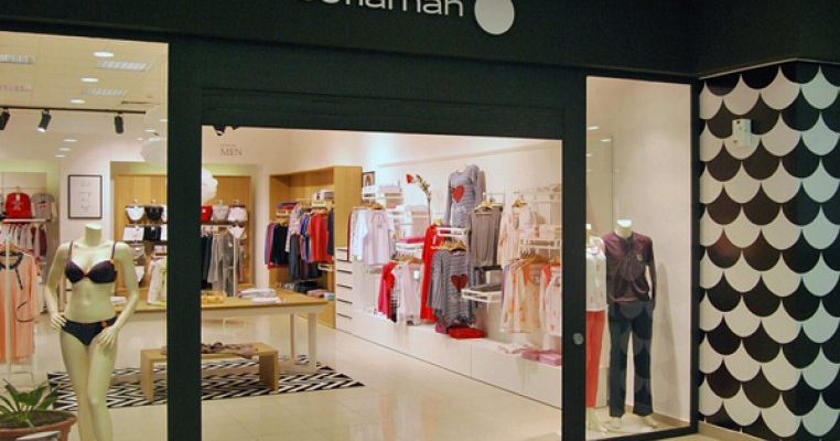 Sofiaman investeste 30.000 de euro in relocarea  magazinului din Moldova Mall