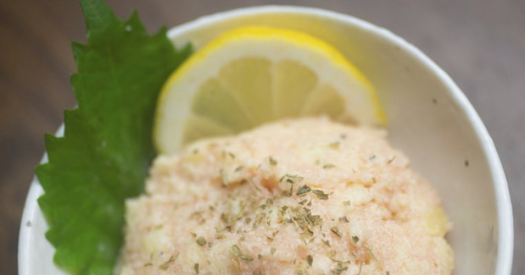 Taramasalata sau salata de icre cu cartofi