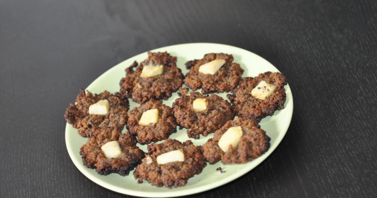 Biscuiti cu cereale din scortisoara si mar 