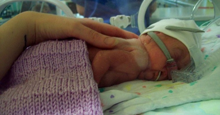 Bebelusii nascuti prematur la 23 de saptamani pot fi acum salvati