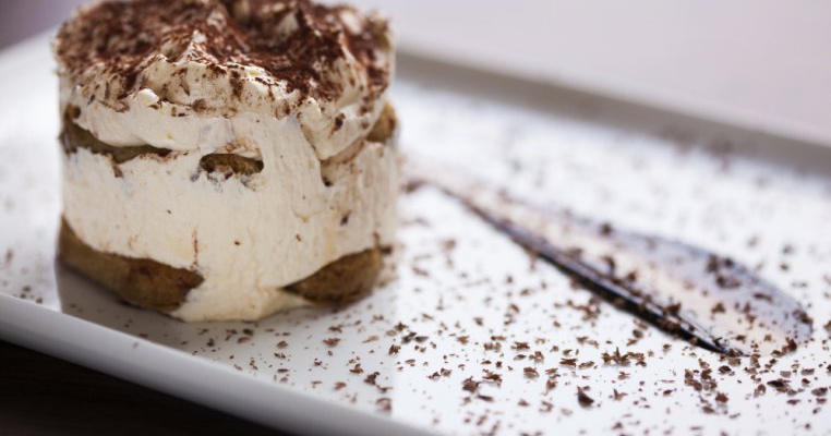 Tort cu crema zabaglione