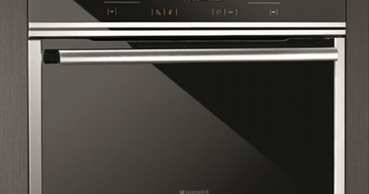 Hotpoint lanseaza gama compacta Luce 45 cm