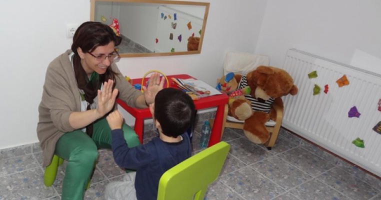 Directioneaza 2% catre copiii cu autism